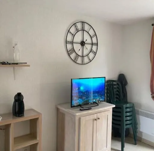 Confortable Maison Dans Village Avec Piscine A * Кажар