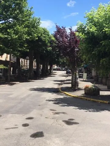 Confortable Maison Dans Village Avec Piscine A Дом отдыха Кажар