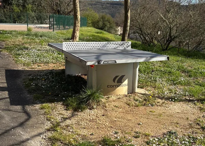 Дом отдыха Confortable Maison Dans Village Avec Piscine A *